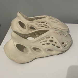 COPY - Yeezy Foam Rnnr